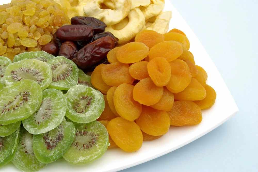 قیسی سیب ترش از میوه های سالم و تازه فصل